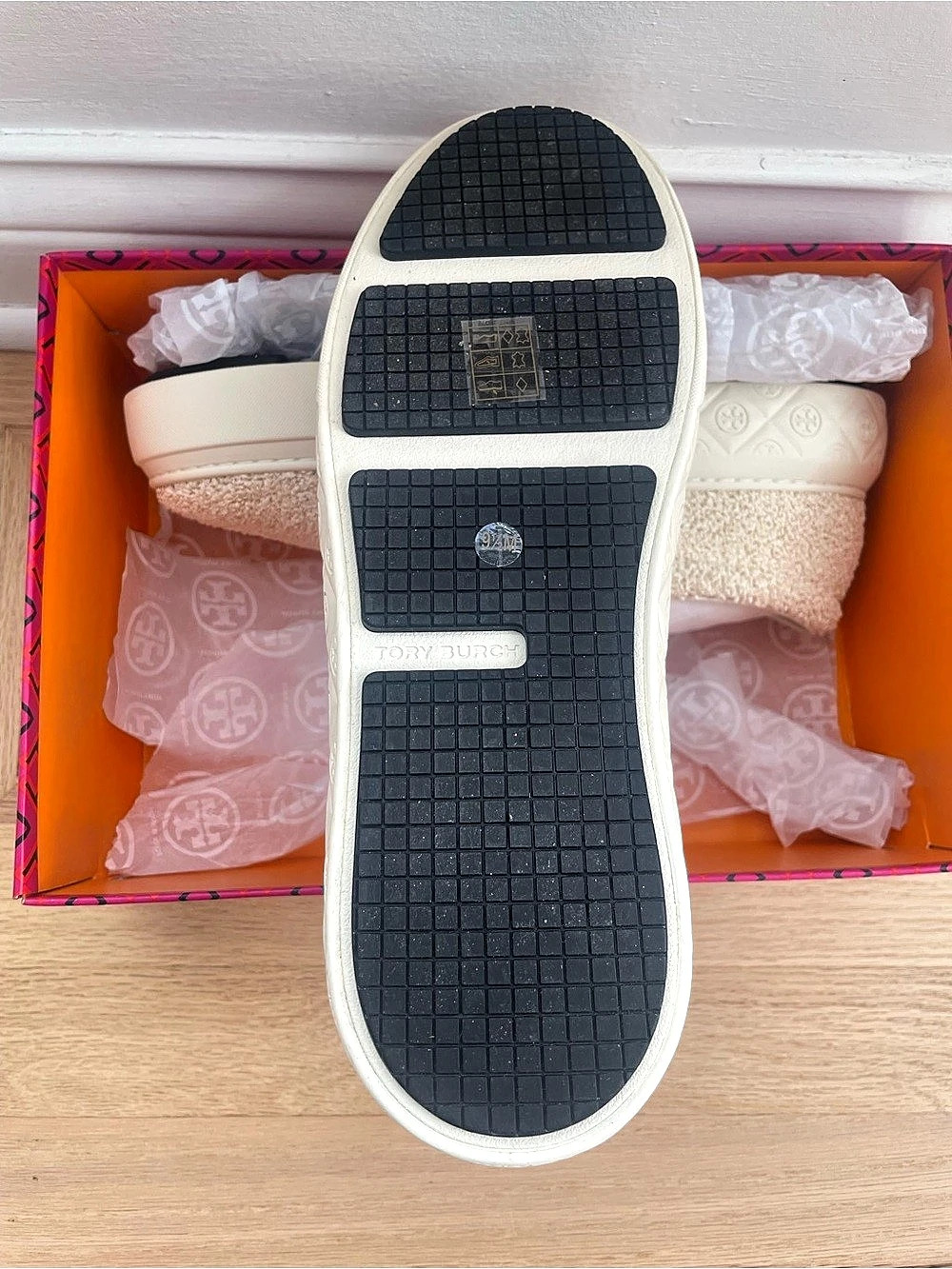 Tory Burch Ladybug Slip-On Sneakers in Ivory Like New - Picture 5 of 5